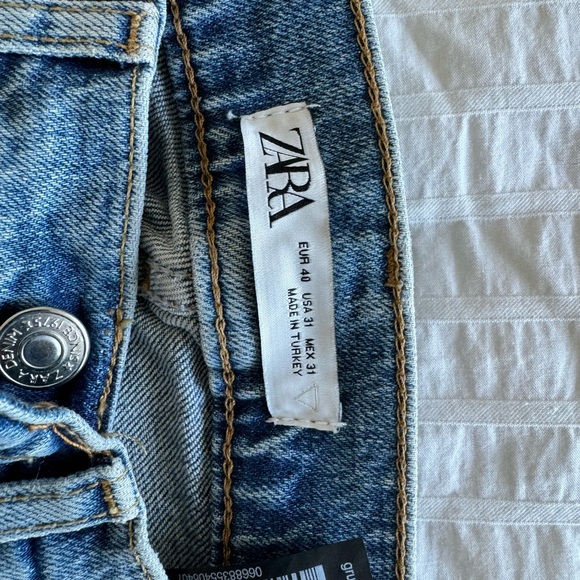 Zara ripped jeans - Picture 3 of 4